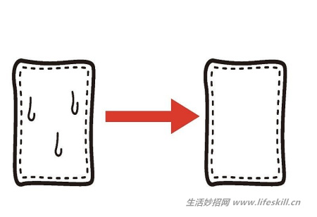 扫除时使用抹布有诀窍,这样擦干净又健身!
